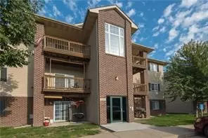 1345 SE 6th St #203, Grimes, IA 50111