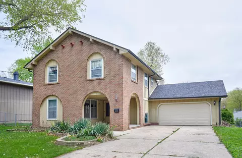 539 34th Pl, West Des Moines, IA 50265