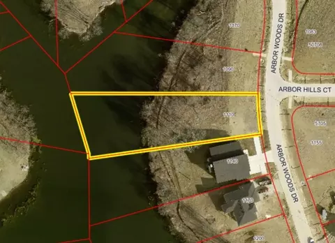 1110 Arbor Woods Dr, Pleasant Hill, IA 50327