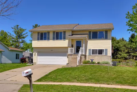 402 SE 30th St, Ankeny, IA 50021