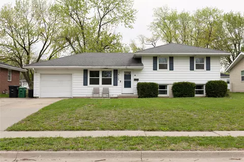 417 SW Westlawn Dr, Ankeny, IA 50023