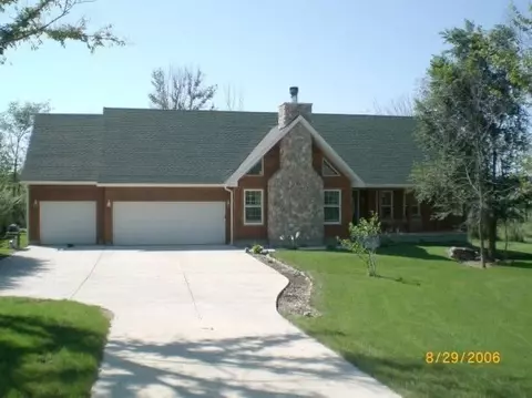 4460 Leo Dr, Panora, IA 50216