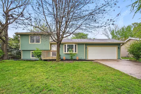 100 10th St SE, Bondurant, IA 50035