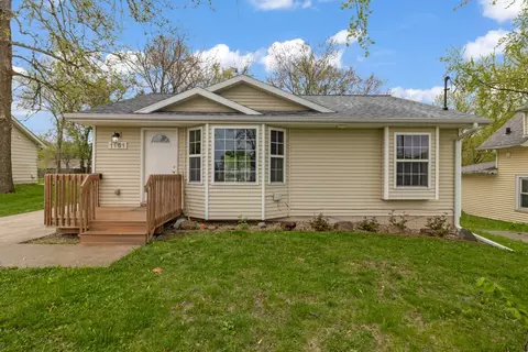 1161 Bundy St, Des Moines, IA 50315