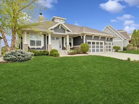 4207 NE Bellagio Cir, Ankeny, IA 50021