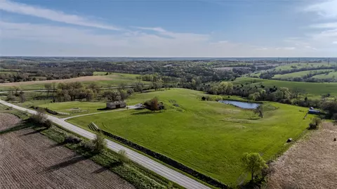 1914 Upland Trl, Prole, IA 50229