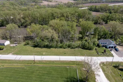 515 S 4th St, Adel, IA 50003
