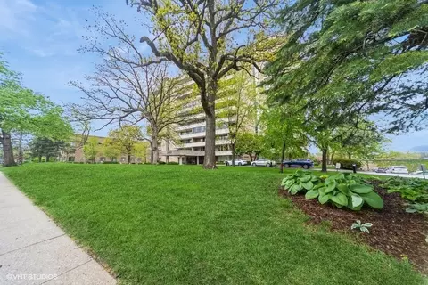 3663 Grand Ave #407, Des Moines, IA 50312