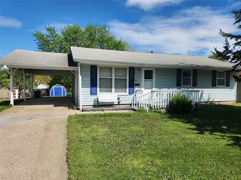 905 N Harlan St, Knoxville, IA 50138