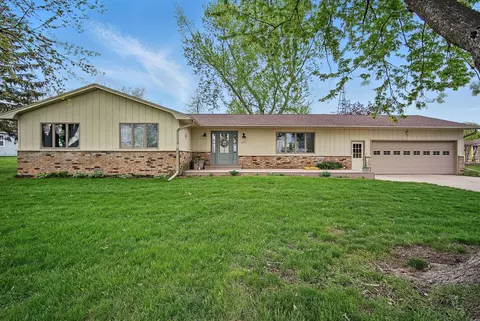 509 Main St, Yale, IA 50277