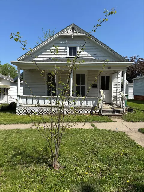 903 W Montgomery St, Creston, IA 50801