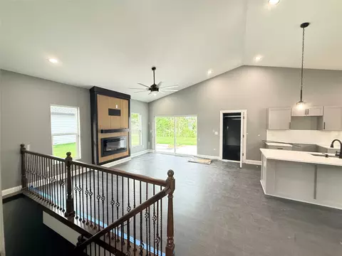 823 SE 11th Street St, Des Moines, IA 50309