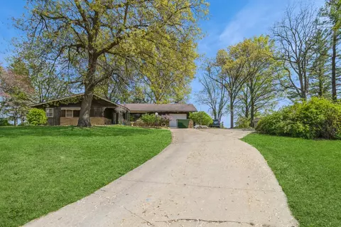 618 Patty Dr, Knoxville, IA 50138