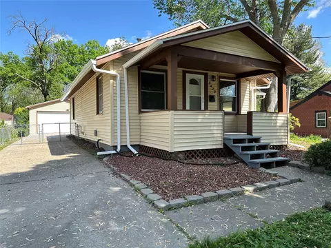 3429 54th St, Des Moines, IA 50310 photo 1