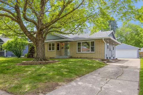 4100 29th St, Des Moines, IA 50310
