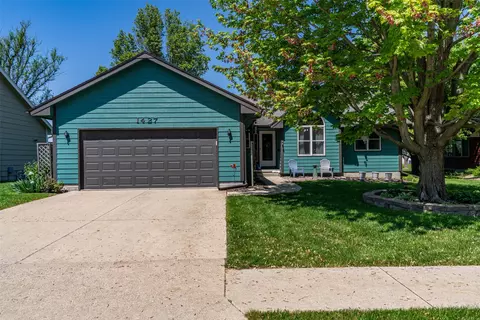 1427 W Washington St, Winterset, IA 50273