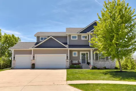 4782 SE 34th Ct, Des Moines, IA 50320