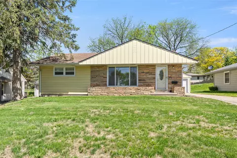 2616 Arthur Ave, Des Moines, IA 50317