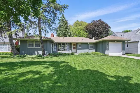 1403 Linden Ln, Des Moines, IA 50315