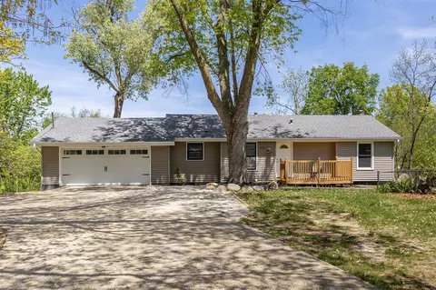 846 E Broad St, Des Moines, IA 50315