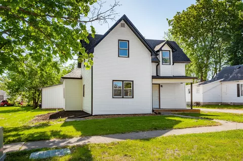 604 N Howard St, Indianola, IA 50125