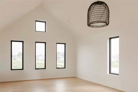 305 N 38th St, Cumming, IA 50061