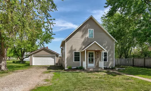 607 Grand St, Melcher Dallas, IA 50062