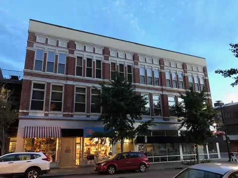 507 E Locust St #301, Des Moines, IA 50309
