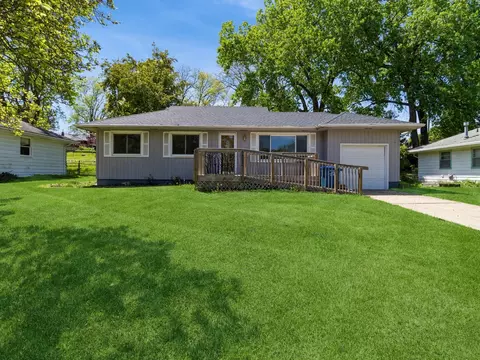 5412 SW 19th St, Des Moines, IA 50315