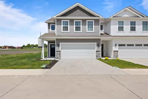 2822 NW 33rd Ln, Ankeny, IA 50023