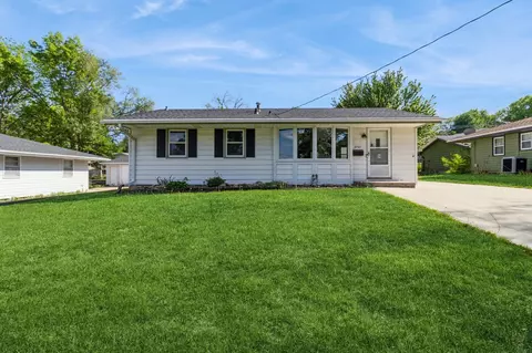 2741 Richmond Ave, Des Moines, IA 50317