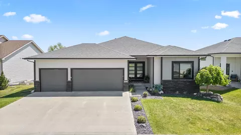 1921 Strauss Ave, Adel, IA 50003