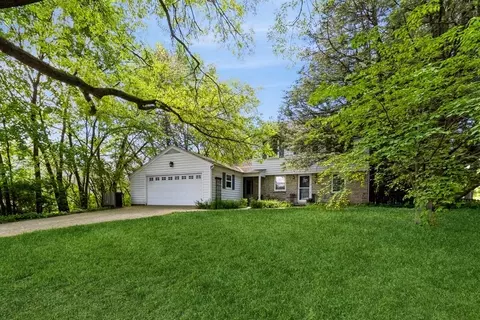 2016 Friley Rd, Ames, IA 50014