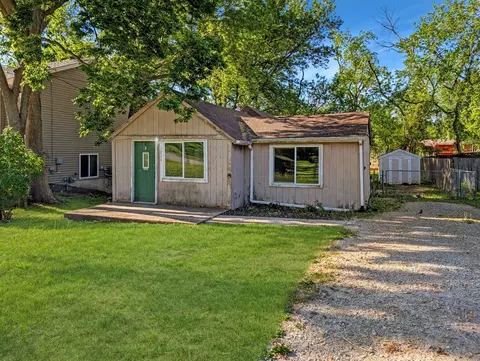1228 Titus Ave, Des Moines, IA 50315