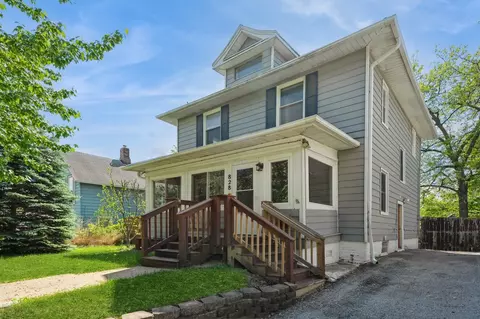 828 25th St, Des Moines, IA 50312