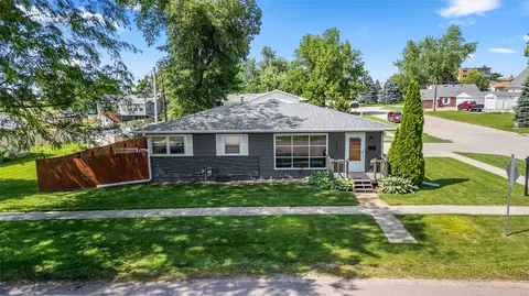 703 W 2nd St, Madrid, IA 50156