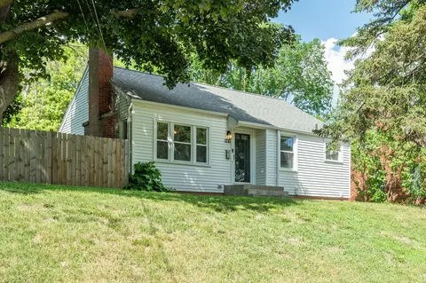 1241 Loomis Ave, Des Moines, IA 50315