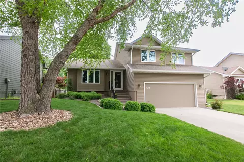 4219 SE 23rd St, Des Moines, IA 50320