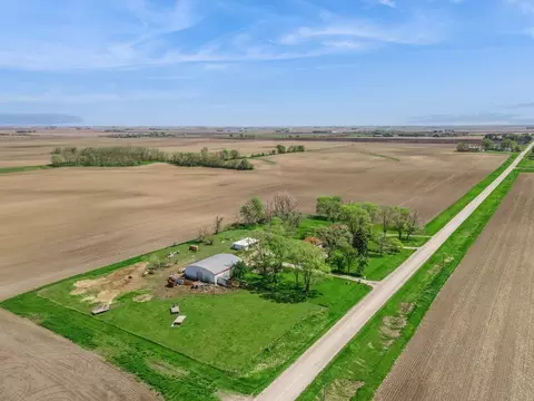 60315 210th St, Nevada, IA 50201