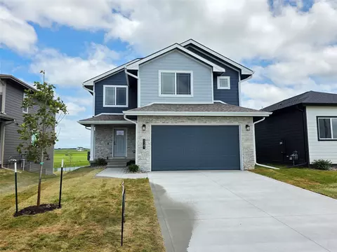 1141 NW Sproul Dr, Waukee, IA 50263