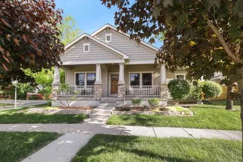 2410 Bristol Dr, Ames, IA 50010