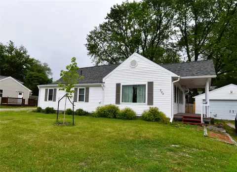 228 S Dakota Ave, Ames, IA 50014