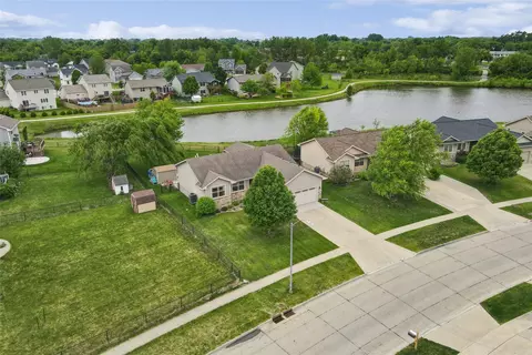 1907 NW Lakeside Dr, Ankeny, IA 50023