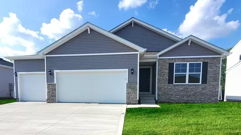2815 Brook View Dr, Des Moines, IA 50317