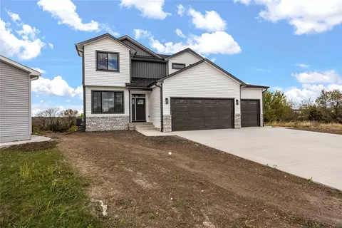 4855 Synergy St, Van Meter, IA 50261