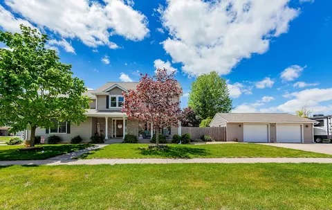 801 N 15th St, Indianola, IA 50125