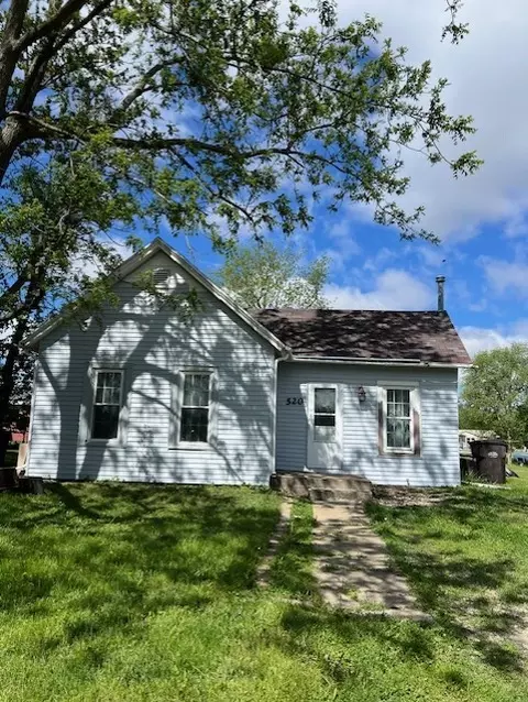 520 S Main St, Stuart, IA 50250 photo 1