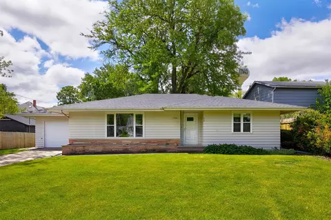 1704 Ash St, Dallas Center, IA 50063