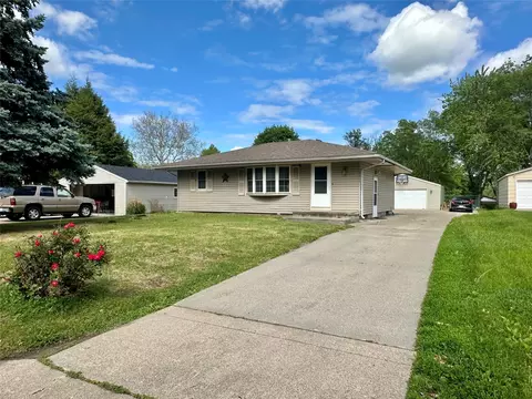 5811 SW 13th Pl, Des Moines, IA 50315