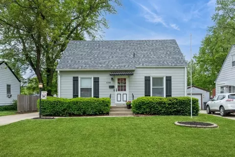 6100 College Ave, Des Moines, IA 50322